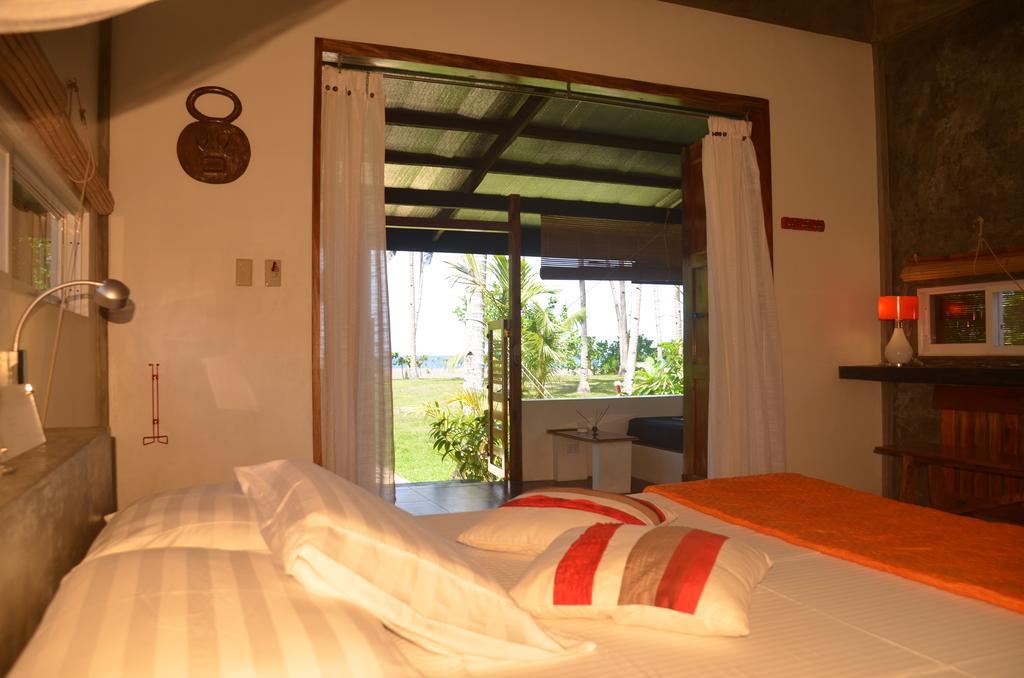Somewhere Else Boutique Resort مامباجاو الغرفة الصورة
